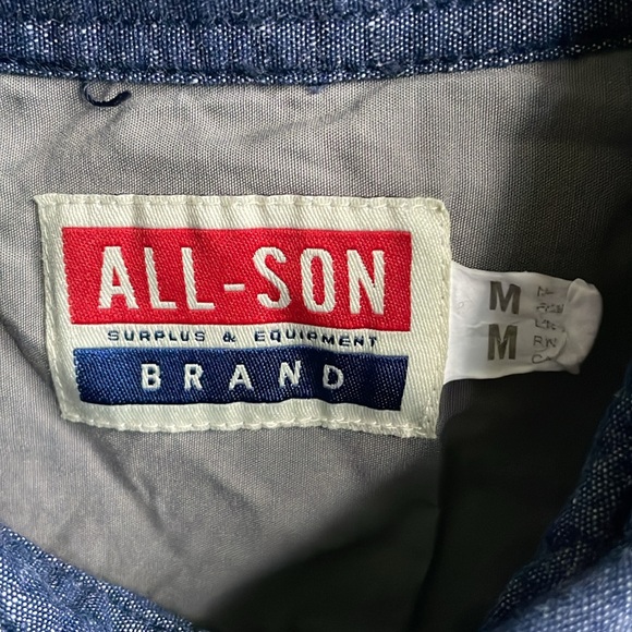 Men’s long sleeved button down denim shirt size M - Picture 8 of 9